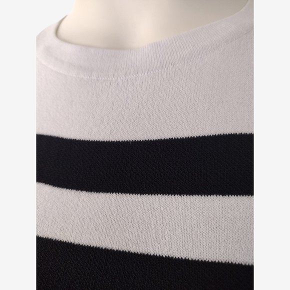 Forever 21 Black White Color Block Sleeveless Smooth Knit Cropped Top S - Picture 7 of 8